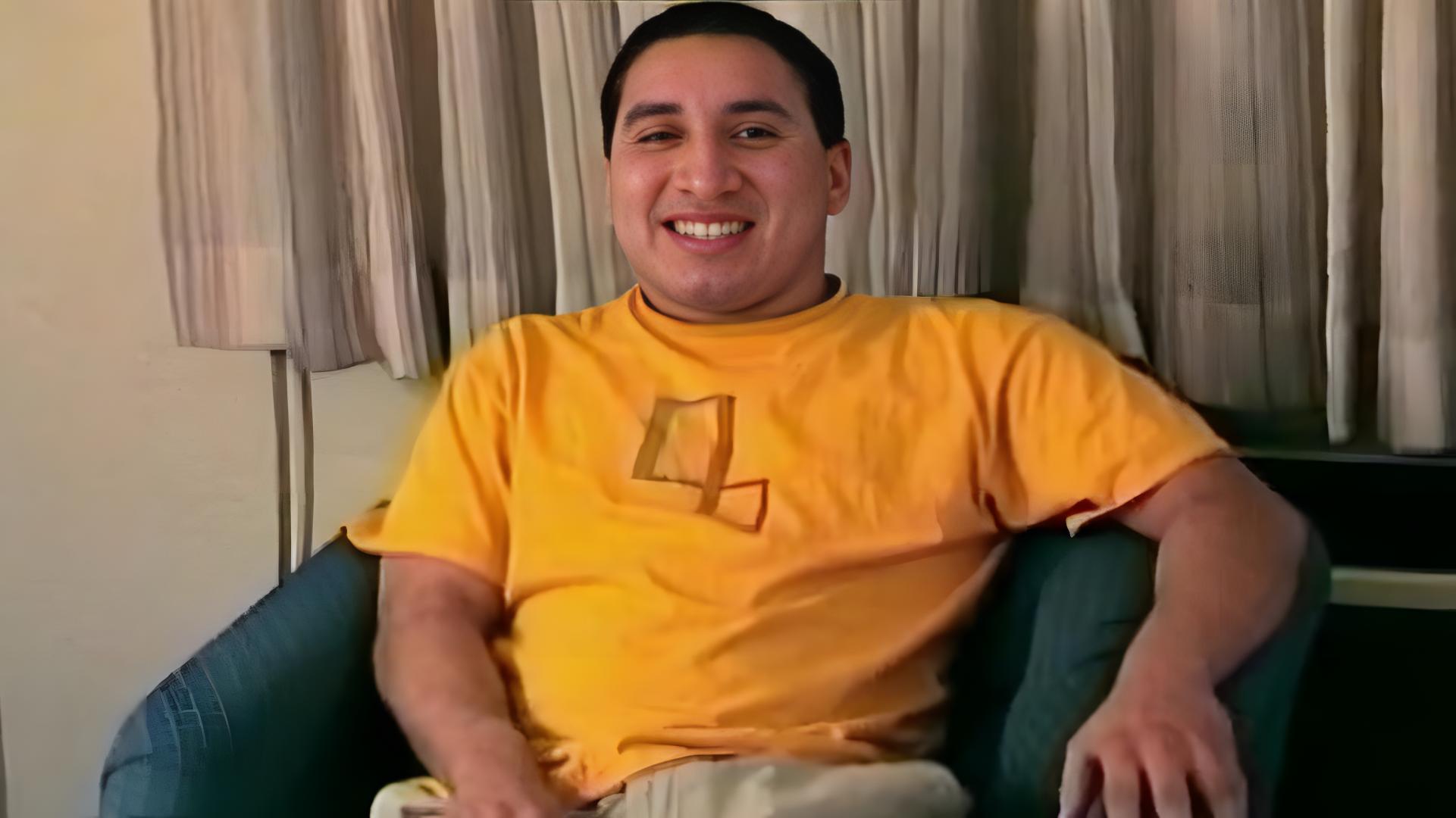 Tino, Guest Cock and Auntie Bob